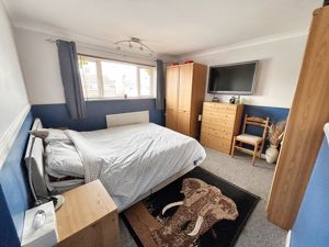 Bedroom- click for photo gallery